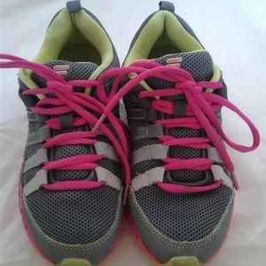 girls fila shoes Girls Athletic Running Shoes